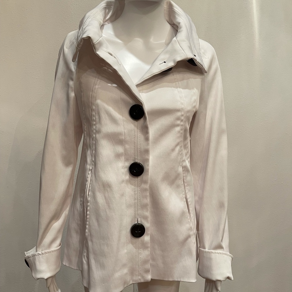 Zara Women’s White Jacket